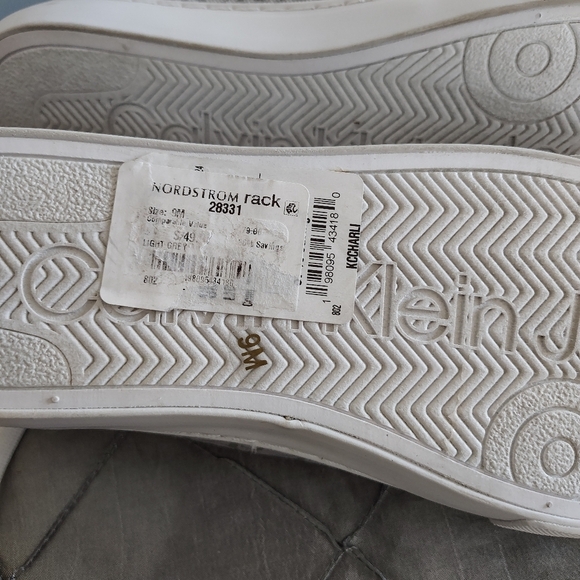 Calvin Klein Charli Grey Logo Low Top Sneakers on 9M - Picture 5 of 9